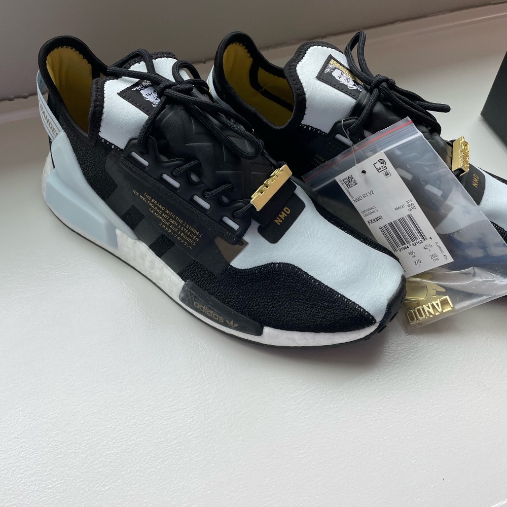 Never Worn With Collector Box Star Wars Adidas NMD R1 V2 - Picture 2 of 4